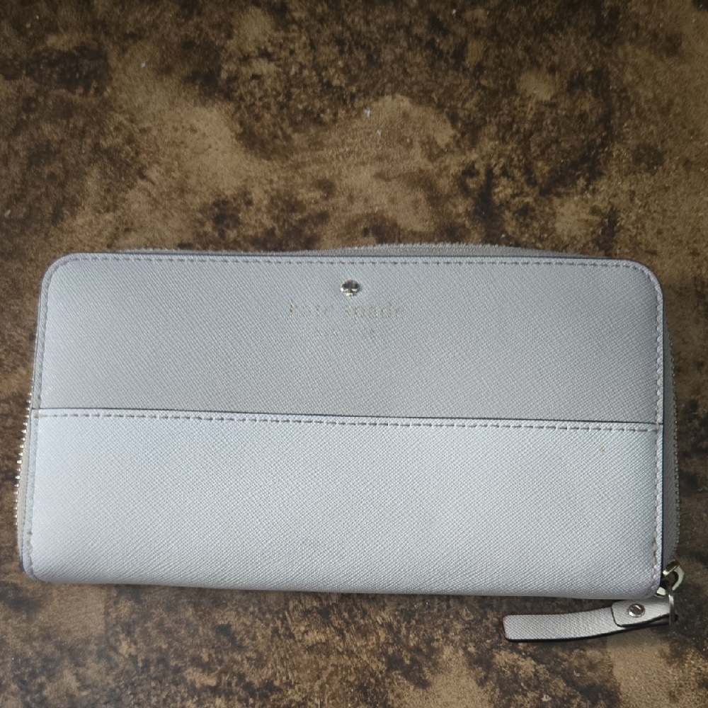 Kate Spade Tan/Cream  Zip Wallet